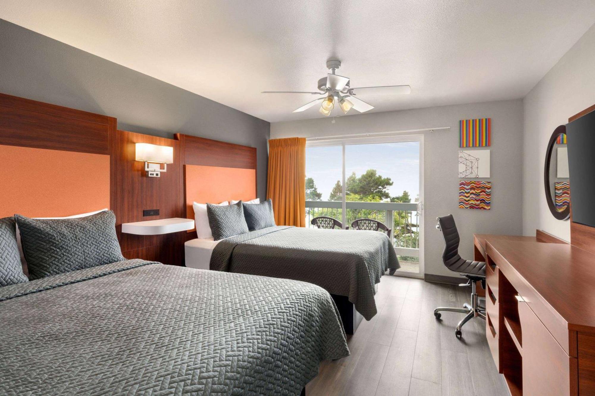 Travelodge By Wyndham Depoe Bay Εξωτερικό φωτογραφία
