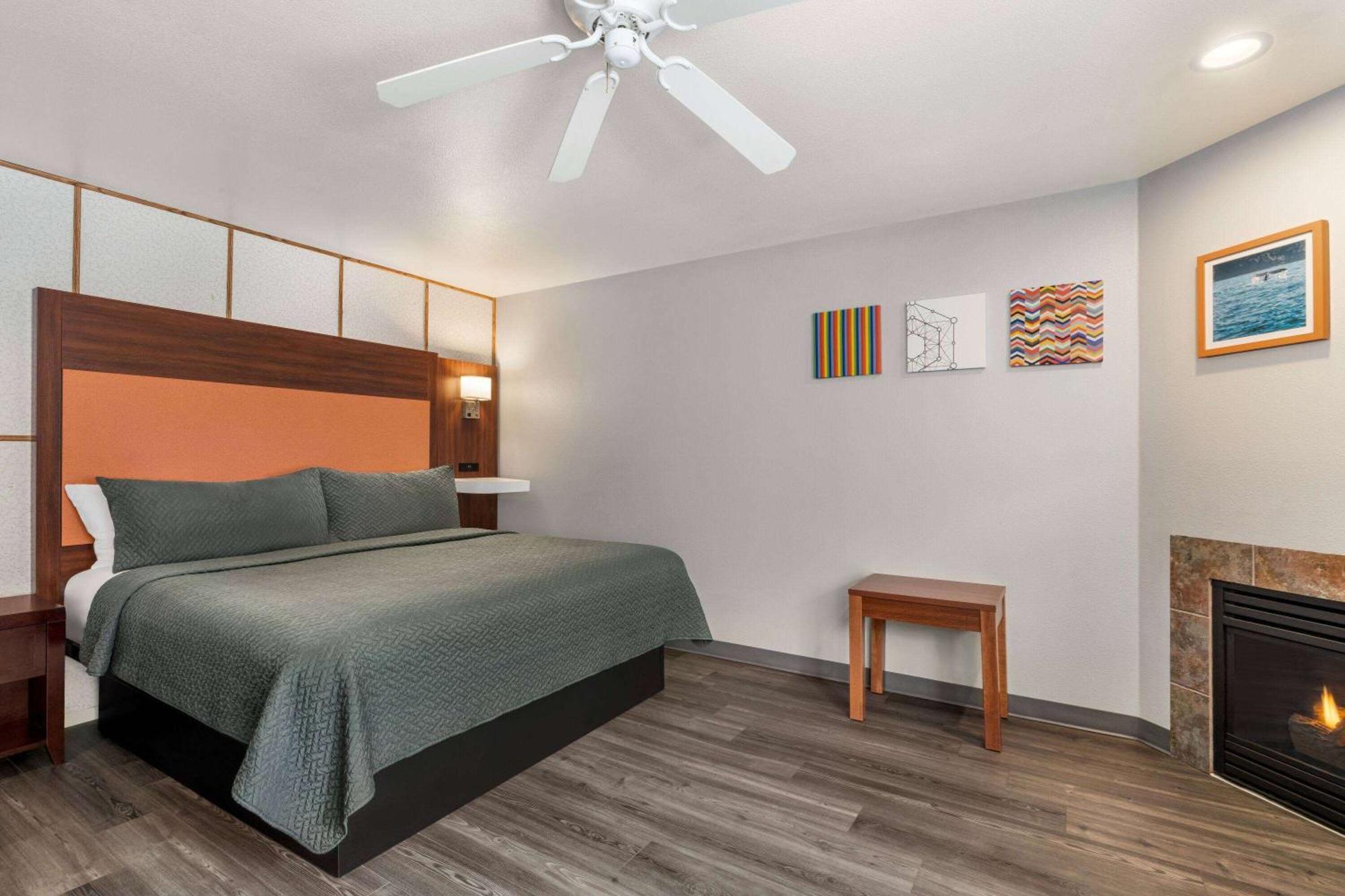 Travelodge By Wyndham Depoe Bay Εξωτερικό φωτογραφία