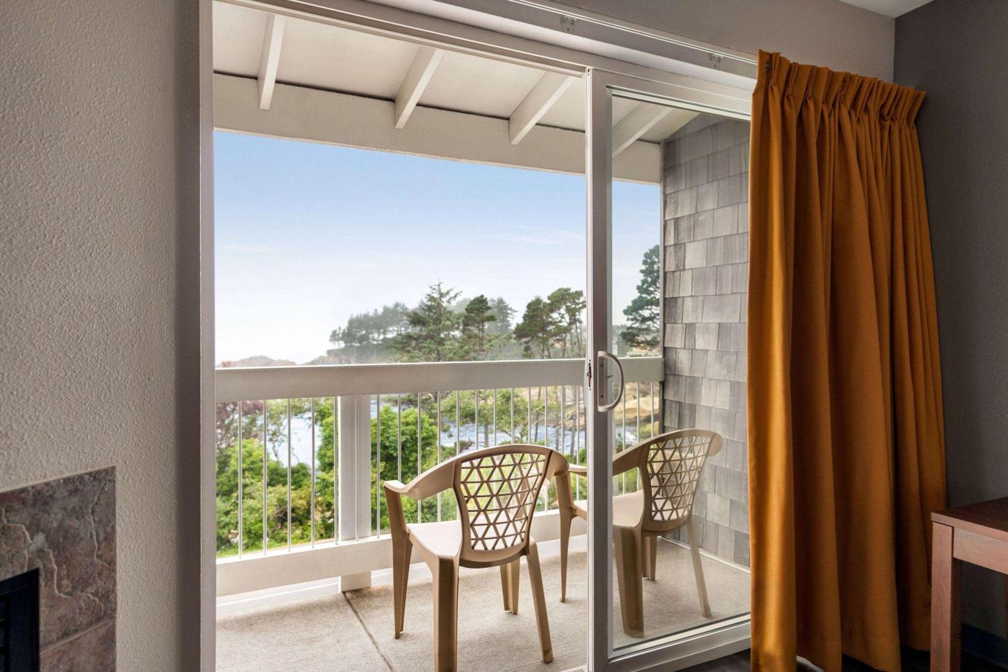 Travelodge By Wyndham Depoe Bay Εξωτερικό φωτογραφία