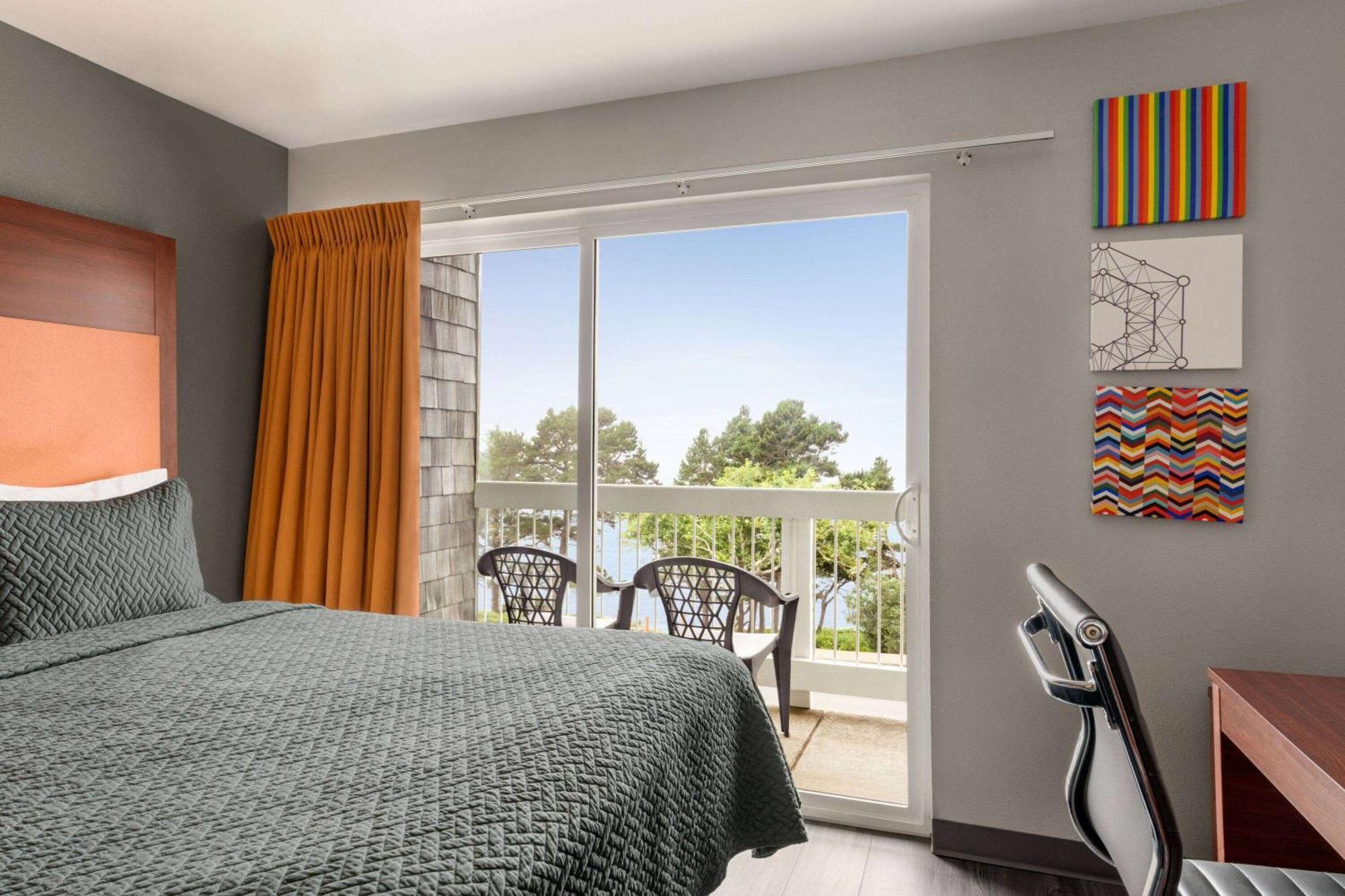Travelodge By Wyndham Depoe Bay Εξωτερικό φωτογραφία